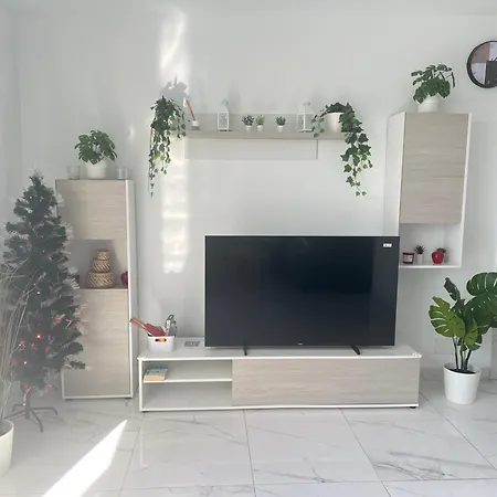 Linda 17b * Playa Blanca (Lanzarote)